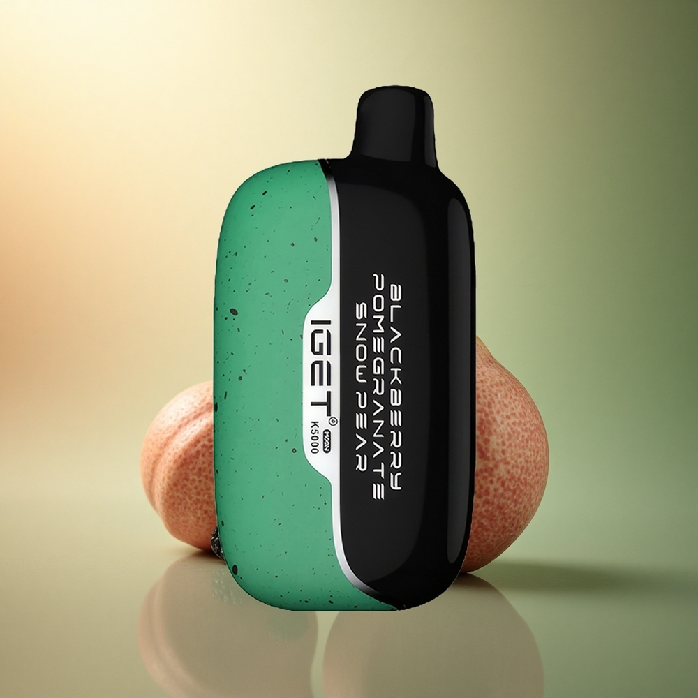 IGET Moon K5000 Puffs توت أسود رمان كمثرى ثلجي بشبكة 1.35 أوم وحجم 49.5x25.3x99.4 مم